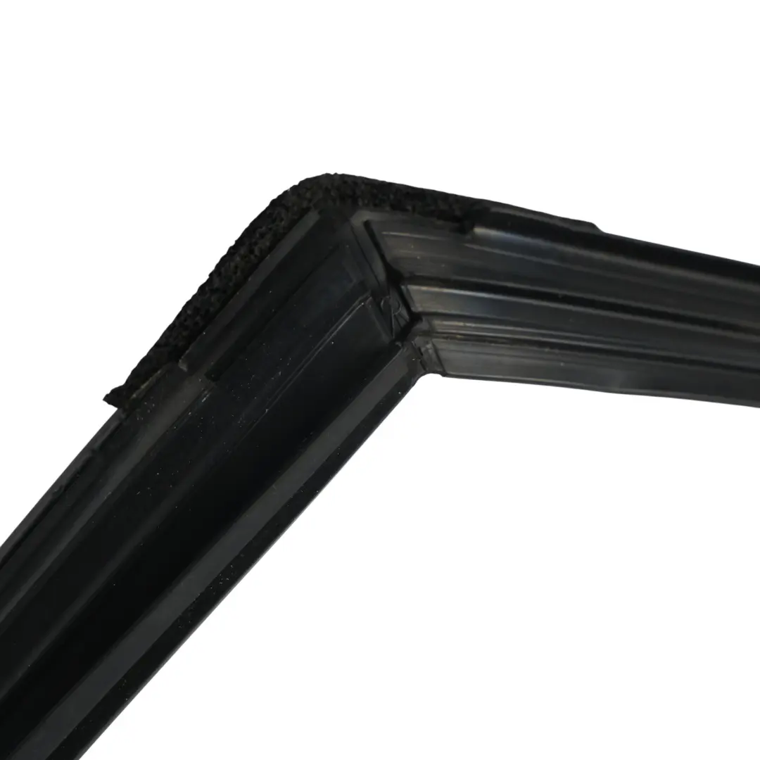 Range Rover Evoque L551 Door Window Frame Seal Rear Left N/S K8D2-21596-AC - SKU LR114323 - Part number LR114323