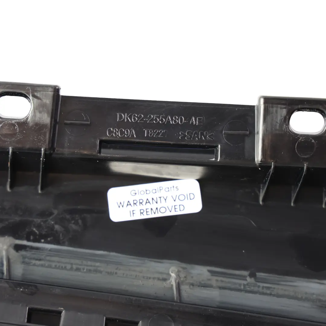 Range Rover Sport L494 Rivestimento Montante Posteriore Destro DK62-255A80-AE - SKU LR118290 - Numero di parte LR118290