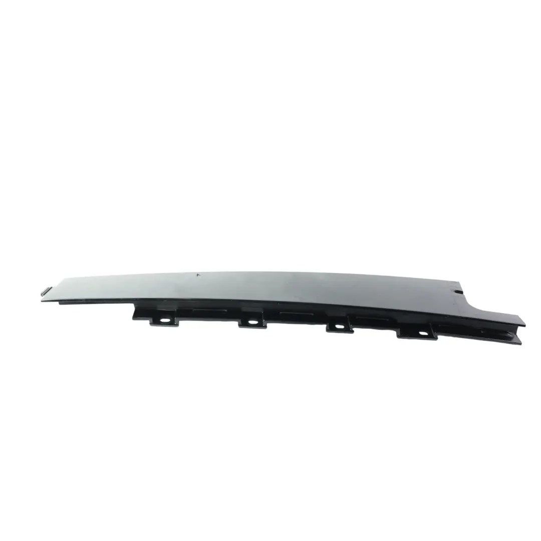Range Rover Sport L494 Rivestimento Montante Posteriore Destro DK62-255A80-AE - SKU LR118290 - Numero di parte LR118290