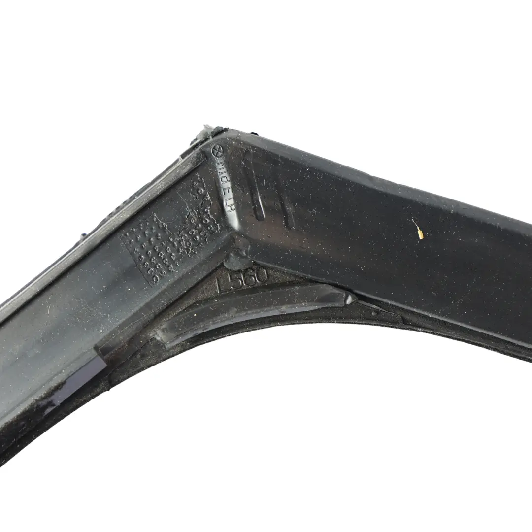 Range Rover Velar L560 Heckscheibe Dichtung Rahmen Links J8A2-25767-AD - SKU LR128135 - Teilenummer LR128135