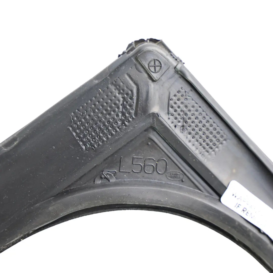 Joint Cadre Vitre Porte Arrière Gauche J8A2-25767-AD pour Range Rover Velar L560 à propos du numéro de pièce LR128135 Range Rover Velar L560 Joint Cadre Vitre Porte Arrière Gauche J8A2-25767-AD - SKU LR128135 - Numéro de pièce LR128135
