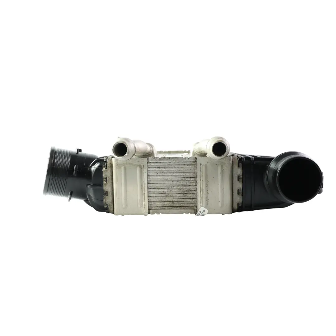 Radiator 2.0 GJ32-9L440-AE to Range Rover Evoque L551 Discovery Sport Intercooler with Part number LR139043 Range Rover Evoque L551 Discovery Sport Intercooler Radiator 2.0 GJ32-9L440-AE - SKU LR139043 - Part number LR139043