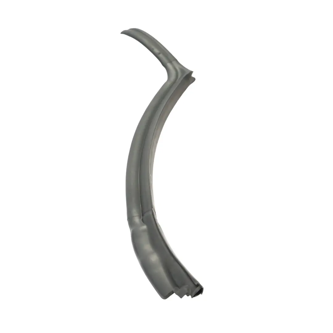 Uszczelka Nadkola Tylna Prawa DK62-25384-A do Range Rover Sport L494 o numerze LR163139 Range Rover Sport L494 Uszczelka Nadkola Tylna Prawa DK62-25384-A - SKU LR163139 - Numer Części LR163139