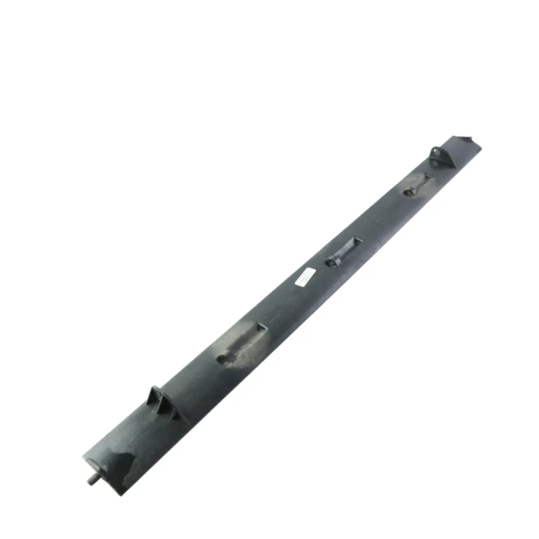 Kühler Halter Deflektor Halterung Stütze für Land Rover Velar L560 mit Teilenummer LX73-8A118-A Land Rover Velar L560 Kühler Halter Deflektor Halterung Stütze - SKU LX73-8A118-A - Teilenummer LX73-8A118-A