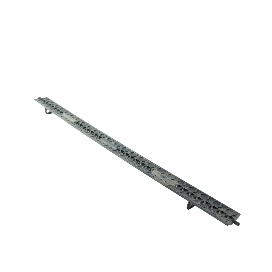 Land Rover Velar L560 Support Déflecteur Radiateur - SKU LX73-8A118-A - Numéro de pièce LX73-8A118-A
