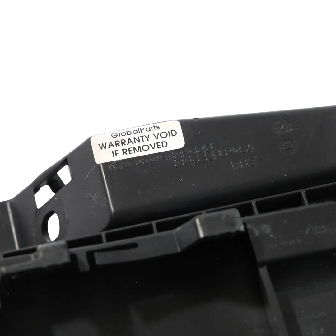 Soporte Módulo Punto Ciego Derecho C para Range Rover Velar L560 con número de pieza M8A2-14D189-A Range Rover Velar L560 Soporte Módulo Punto Ciego Derecho C - SKU LR162743 - Número de pieza M8A2-14D189-A