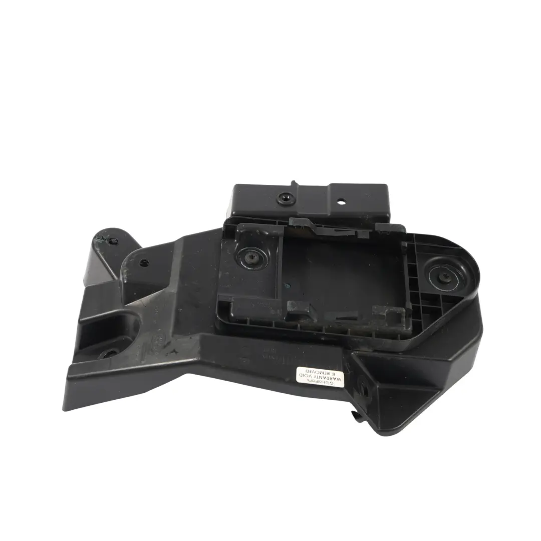 Supporto Modulo Angolo Cieco Destro C per Range Rover Velar L560 con numero di parte M8A2-14D189-A Range Rover Velar L560 Supporto Modulo Angolo Cieco Destro C - SKU LR162743 - Numero di parte M8A2-14D189-A