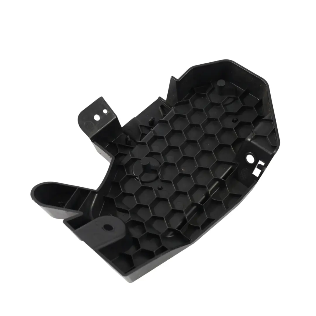 Support Module Angle Mort Gauche B pour Range Rover Velar L560 à propos du numéro de pièce M8A2-14D190-A Range Rover Velar L560 Support Module Angle Mort Gauche B - SKU LR162744 - Numéro de pièce M8A2-14D190-A