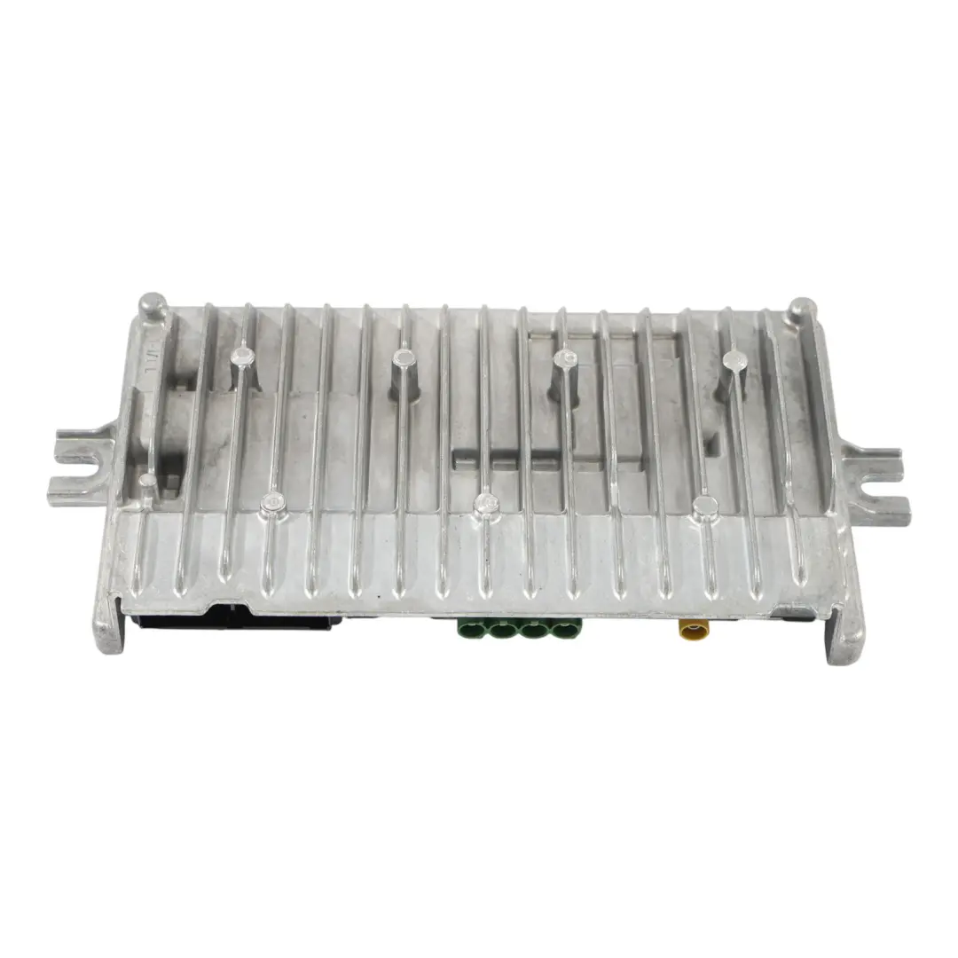 Camera Control Module ECU M8A2-19J501-AD to Range Rover Velar L560 with Part number M8A2-19G509-AH Range Rover Velar L560 Camera Control Module ECU M8A2-19J501-AD - SKU M8A2-19G509-AH - Part number M8A2-19G509-AH