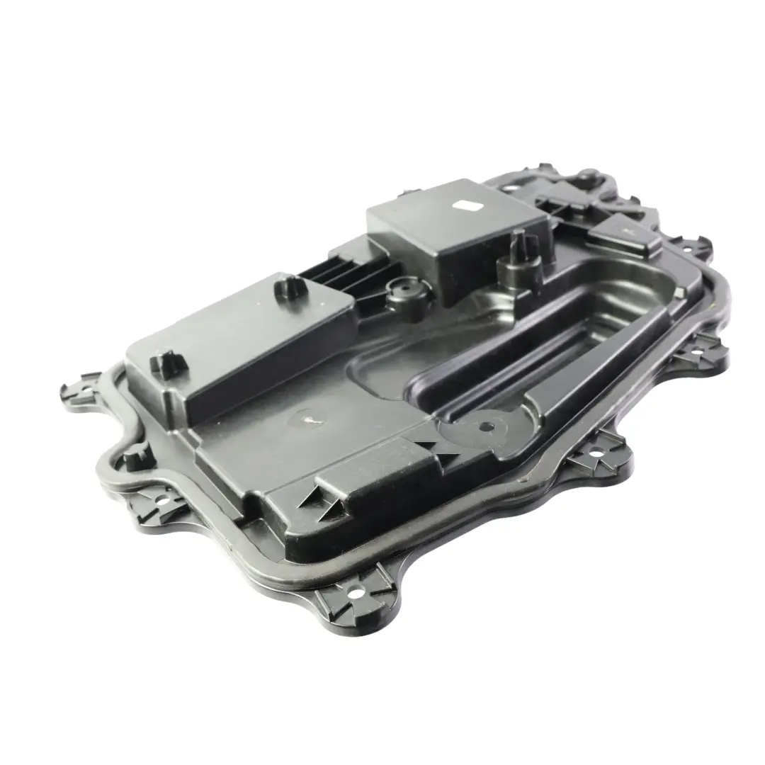 Range Rover L560 Wewnętrzna Obudowa Drzwi Tylnych Lewa - SKU LR142987 - Numer Części M8A2-24767-AD