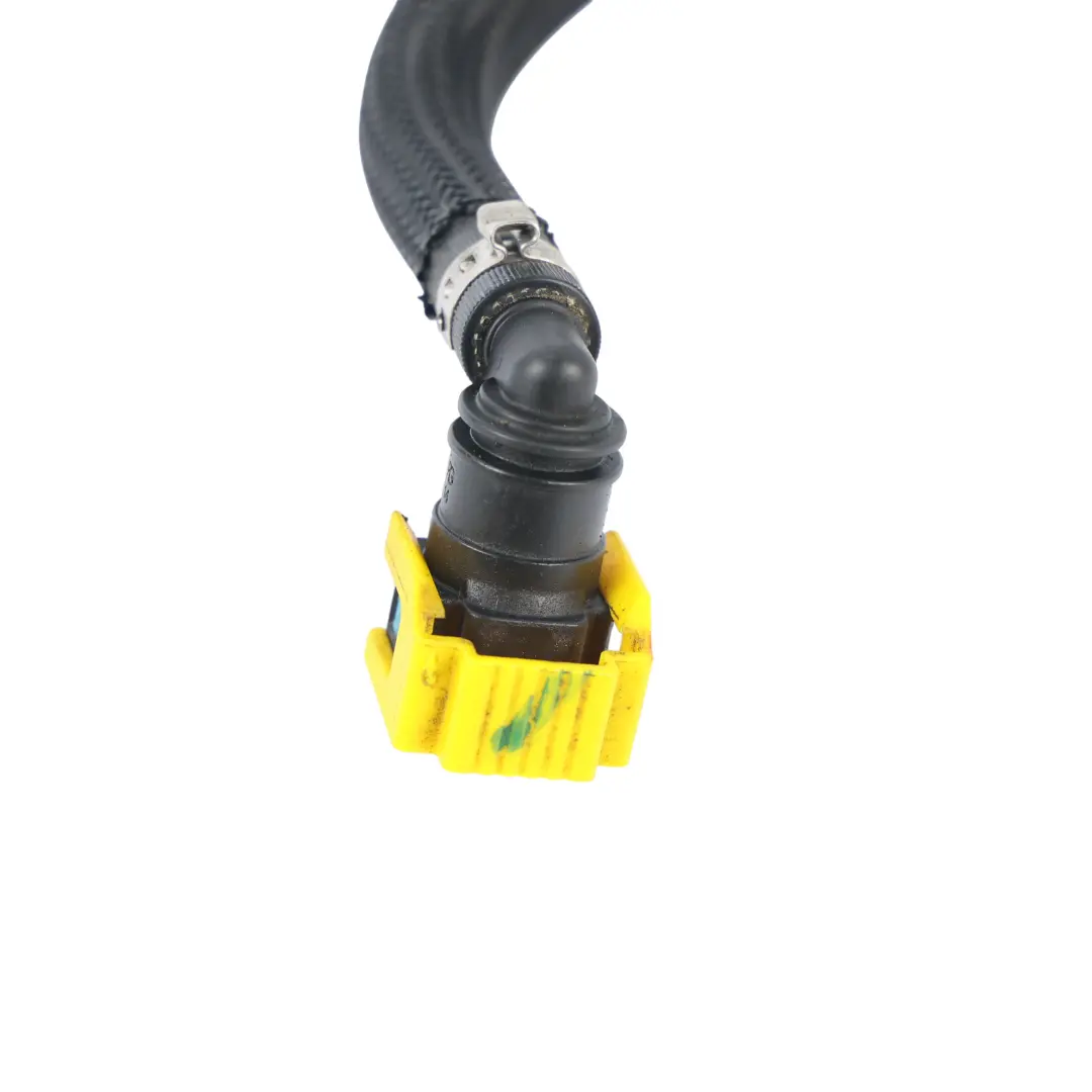 Tubo Linea Ritorno Carburante 2.0 Diesel per Land Rover Velar L560 con numero di parte M8A2-9C330-BB Land Rover Velar L560 Tubo Linea Ritorno Carburante 2.0 Diesel - SKU M8A2-9C330-BB - Numero di parte M8A2-9C330-BB