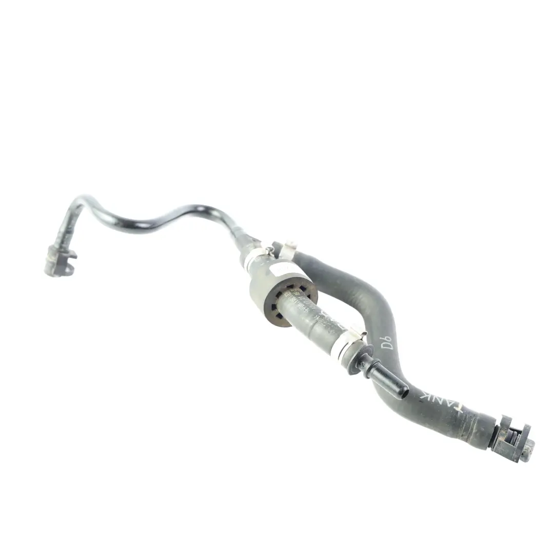 Range Rover Defender L663 Kühlmittel Ausgleichsbehälter Schlauch - SKU M8B2-8464-BB - Teilenummer M8B2-8464-BB