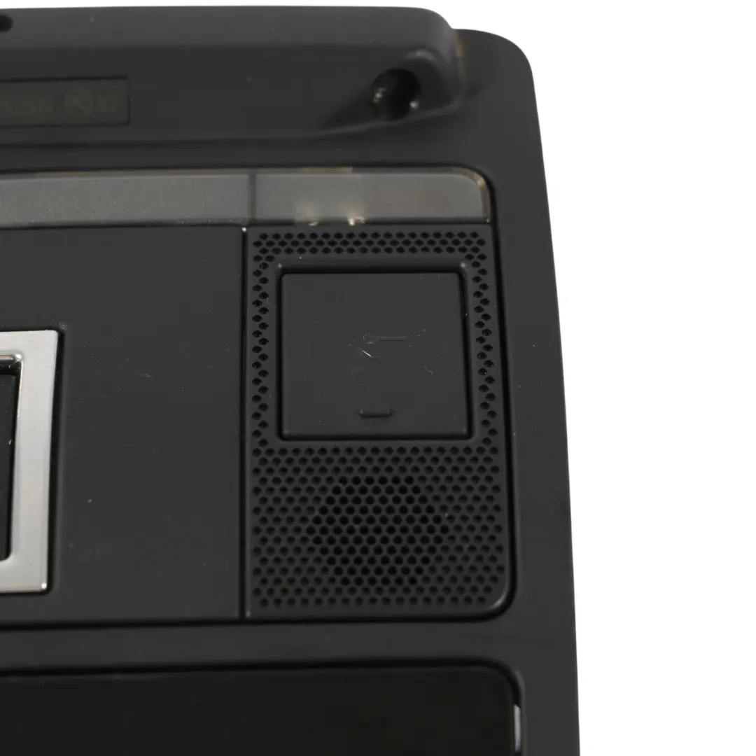 Range Rover Evoque L551 Luce Cortesia Tetto Centrale Interna - SKU M8D2-15K609-AA - Numero di parte M8D2-15K609-AA