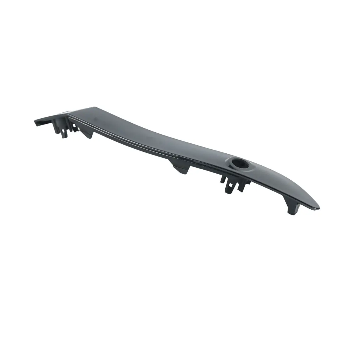 Land Rover Evoque L551 Moldura Parachoques Trasero Derecho - SKU M8D2-17D752-CA - Número de pieza M8D2-17D752-CA
