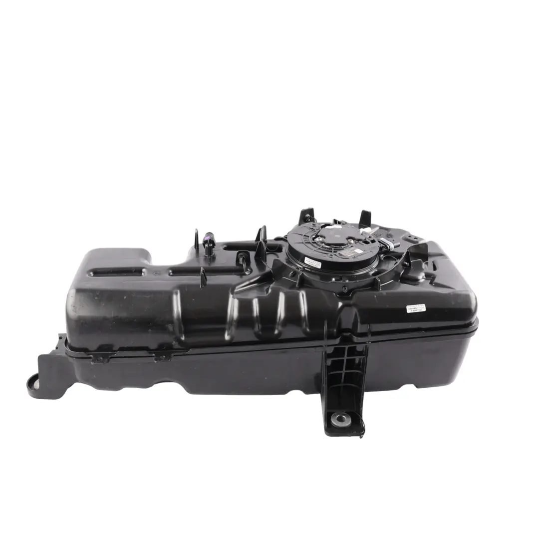 Serbatoio AdBlue 2.0 per Range Rover Evoque L551 con numero di parte M8D2-5J228-AA Range Rover Evoque L551 Serbatoio AdBlue 2.0 - SKU M8D2-5J228-AA - Numero di parte M8D2-5J228-AA