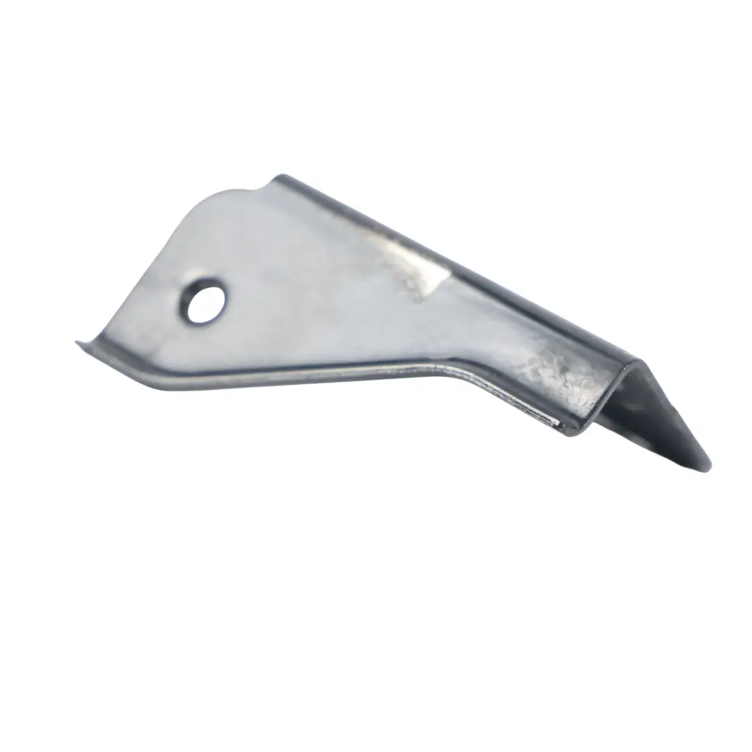 Land Rover Velar L560 Piastra Montaggio Pannello Anteriore Destra - SKU MX73-8C142-AA - Numero di parte MX73-8C142-AA