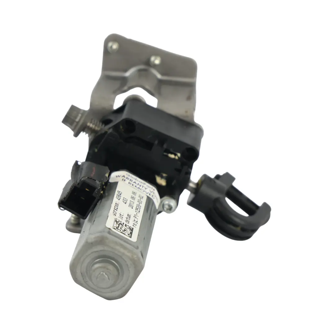 Adjustment Control Regulation Motor Front Left N/S P1125390302 to BMW F12 Seat with Part number P1-12539-03 BMW F12 Seat Adjustment Control Regulation Motor Front Left N/S P1125390302 - SKU P1-12539-03-02 - Part number P1-12539-03