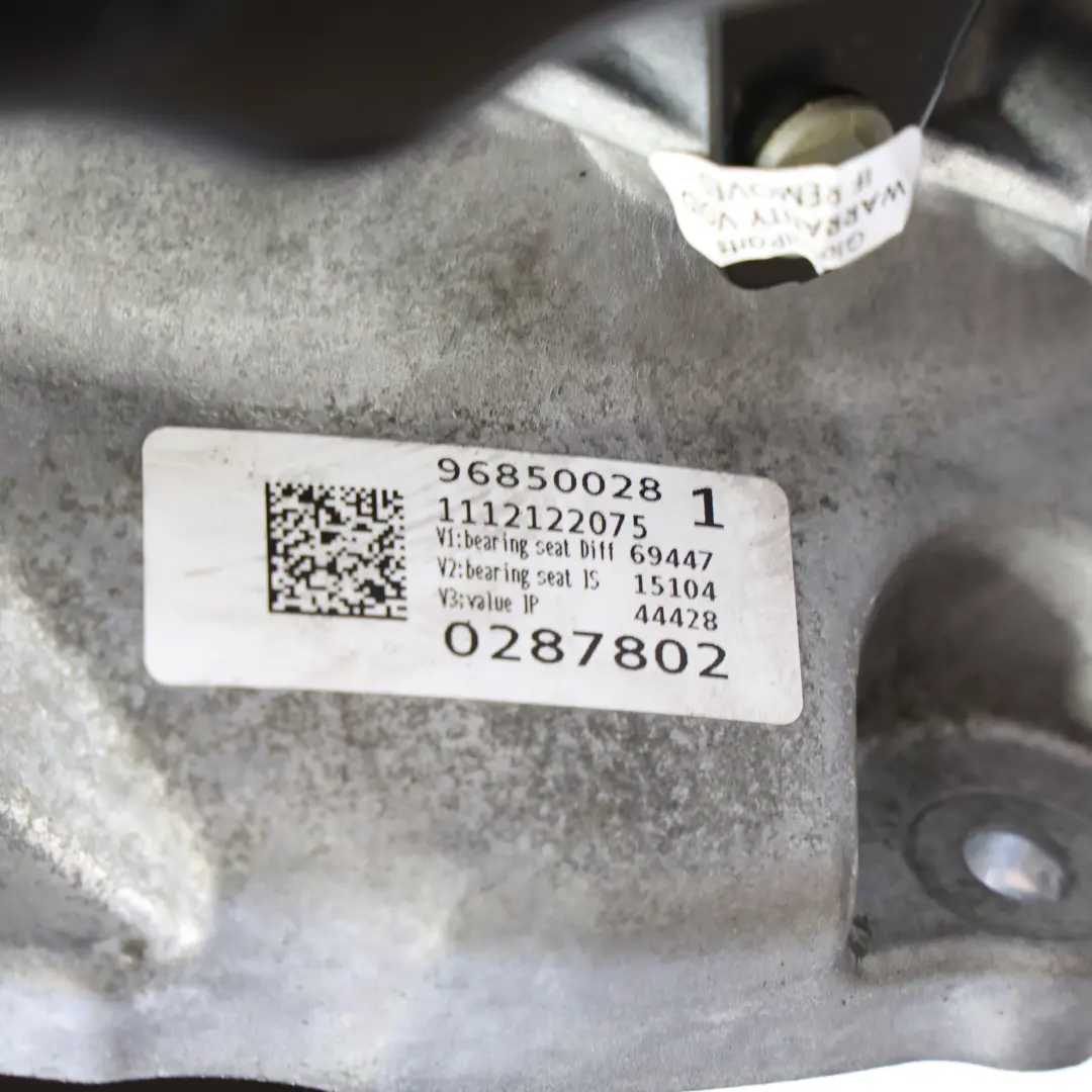 Gearbox 9HP50 WARRANTY to Range Rover Evoque L551 2.0 Automatic with Part number P8D2-7000-AA Range Rover Evoque L551 2.0 Automatic Gearbox 9HP50 WARRANTY - SKU P8D2-7000-AA - Part number P8D2-7000-AA