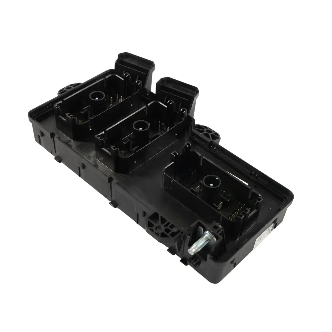 Land Range Rover Evoque L551 Fuse Box Junction Box 204DTY Diesel - SKU R8D2-14A073-AA - Part number R8D2-14A073-AA