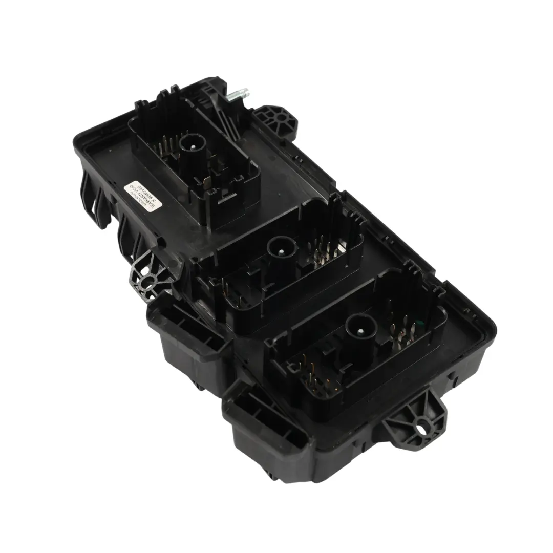 Range Rover Evoque L551 Boîtier Fusibles 204DTY Diesel - SKU R8D2-14A073-AA - Numéro de pièce R8D2-14A073-AA