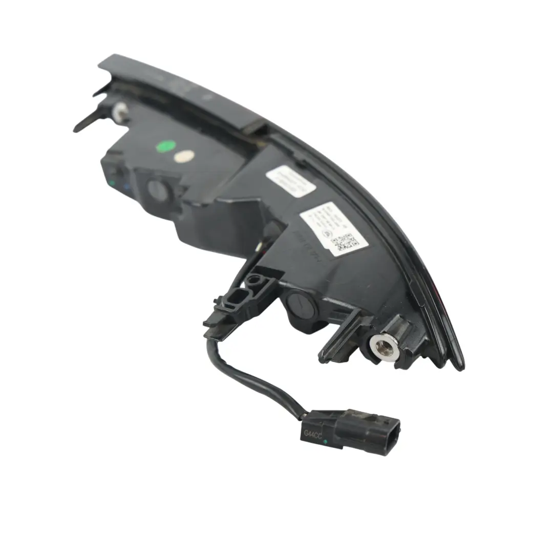 Feu Brouillard Arrière Gauche pour Land Rover Range Rover Evoque L551 à propos du numéro de pièce R8D2-15K273-AB Land Rover Range Rover Evoque L551 Feu Brouillard Arrière Gauche - SKU R8D2-15K273-AB - Numéro de pièce R8D2-15K273-AB