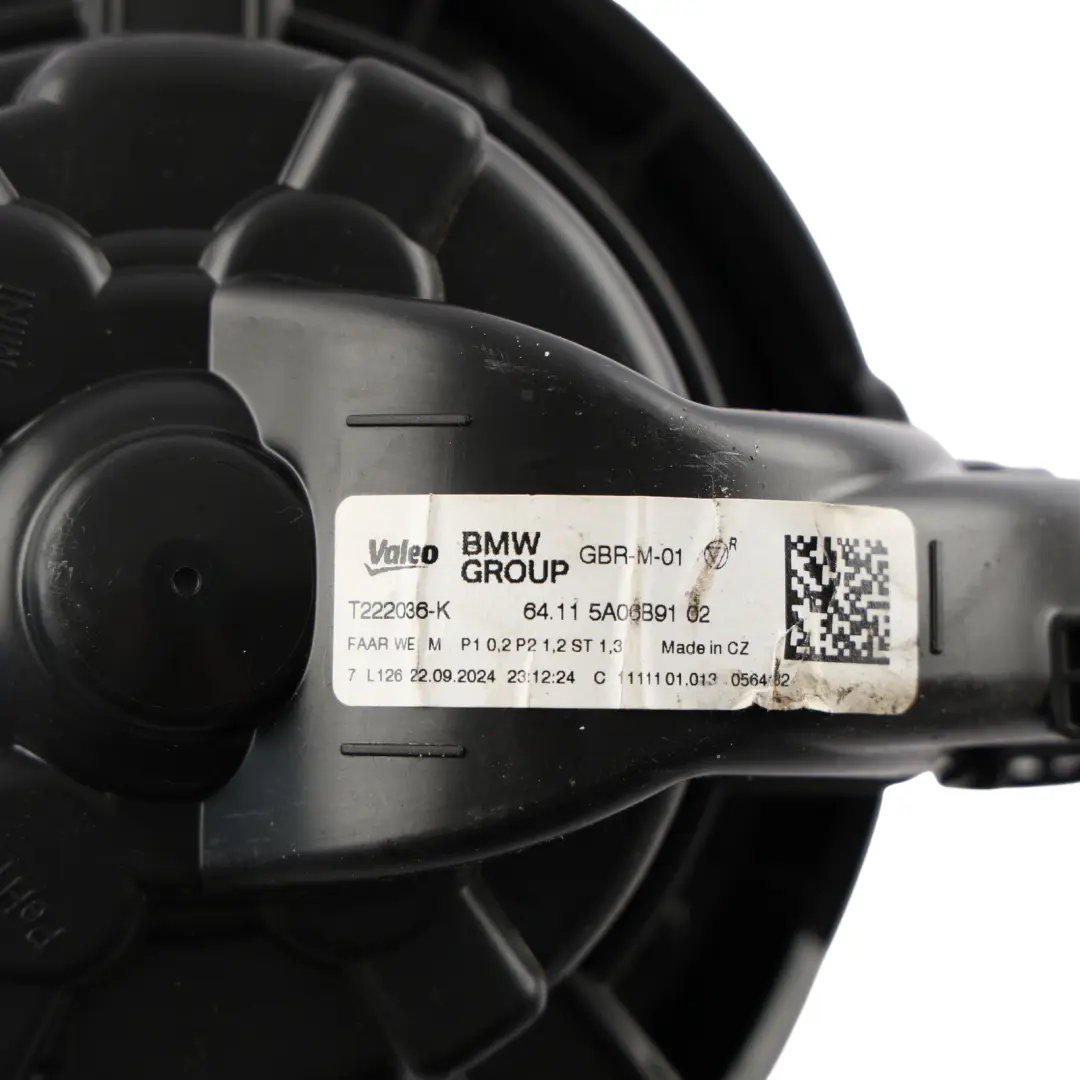 U10 U11 U12 Mini F65 F66 F67 Heater Blower Motor Fan Unit to BMW U06 with Part number 5A06B91 BMW U06 U10 U11 U12 Mini F65 F66 F67 Heater Blower Motor Fan Unit - SKU RHD-5A06B91 - Part number 5A06B91