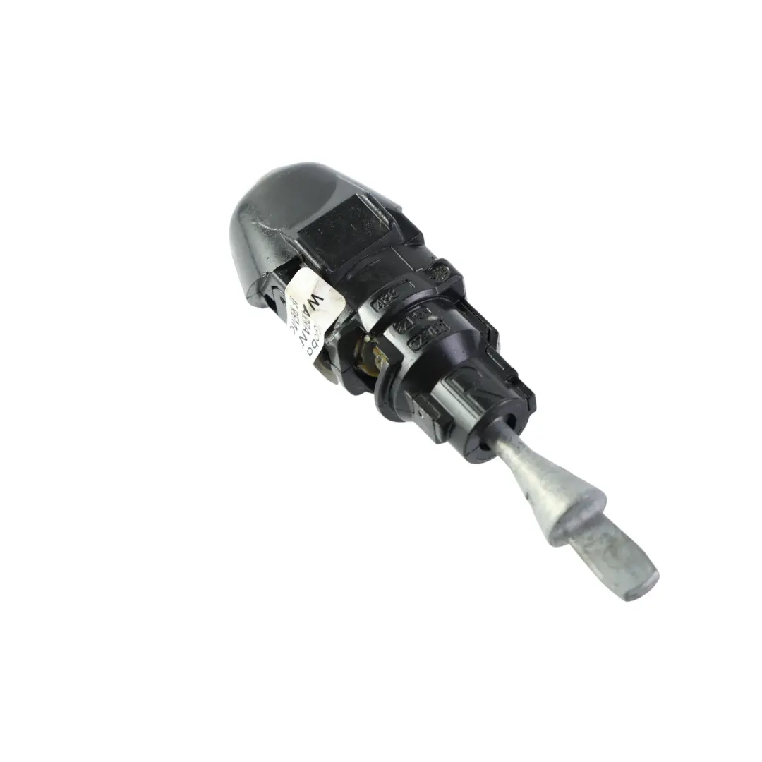 Volkswagen VW Golf Mk8 Cilindro Cerradura Puerta Delantera Derecha - SKU RHD-5H0837168AY-1 - Número de pieza 5H0837168AY