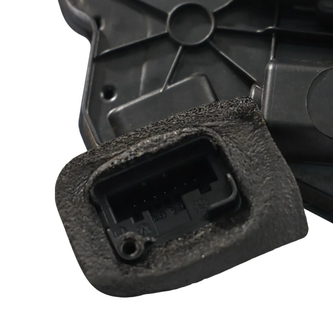 Mk5 Golf Mk7 Front Door Lock Latch Catch Mechanism Right O/S to VW Polo with Part number 5K2837016H VW Polo Mk5 Golf Mk7 Front Door Lock Latch Catch Mechanism Right O/S - SKU RHD-5K2837016H-2 - Part number 5K2837016H
