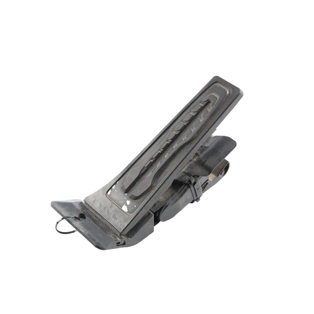 Accelerator Throttle Pedal Module Automatic Gearbox to BMW F40 G20 G30 G32 with Part number 6871053 BMW F40 G20 G30 G32 Accelerator Throttle Pedal Module Automatic Gearbox - SKU RHD-6871053-1 - Part number 6871053