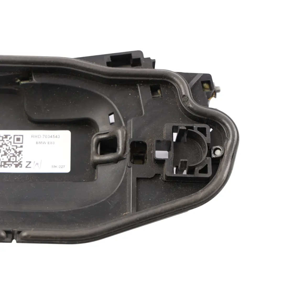 Carrier Bracket Outside Door Grab Handle Front Left Door N/S/F to BMW X3 Series E83 with Part number 7034543 BMW X3 Series E83 Carrier Bracket Outside Door Grab Handle Front Left Door N/S/F - SKU RHD-7034543 - Part number 7034543