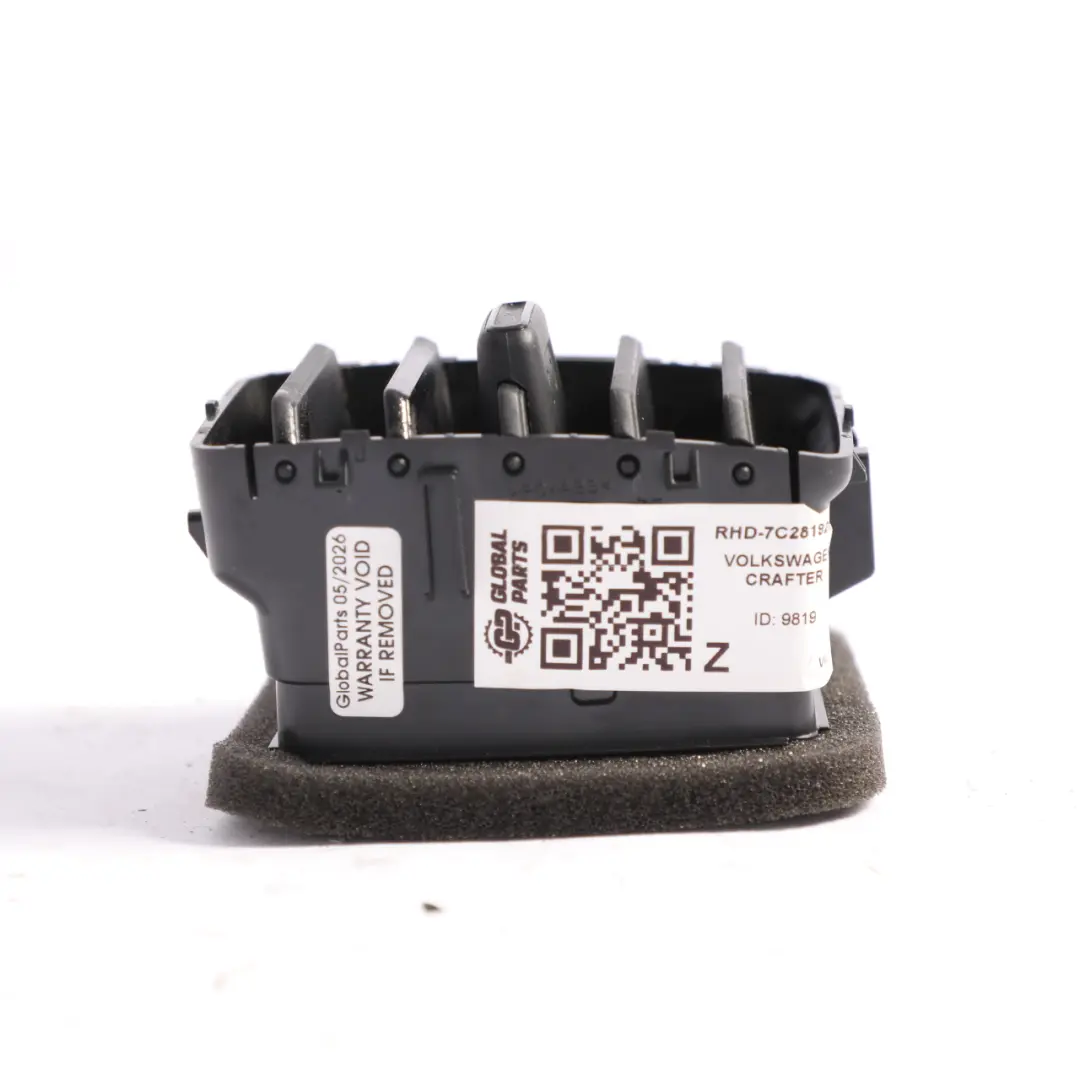 Dashboard Dash Air Vent Nozzle Right O/S to Volkswagen VW Crafter SY with Part number 7C2819204 Volkswagen VW Crafter SY Dashboard Dash Air Vent Nozzle Right O/S - SKU RHD-7C2819204 - Part number 7C2819204