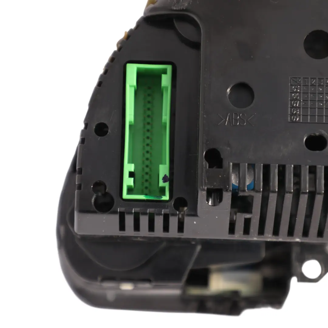 Instrument Cluster Speedometer Clocks Diesel Automatic to Audi A4 B7 with Part number 8E0920982M Audi A4 B7 Instrument Cluster Speedometer Clocks Diesel Automatic - SKU RHD-8E0920982M - Part number 8E0920982M