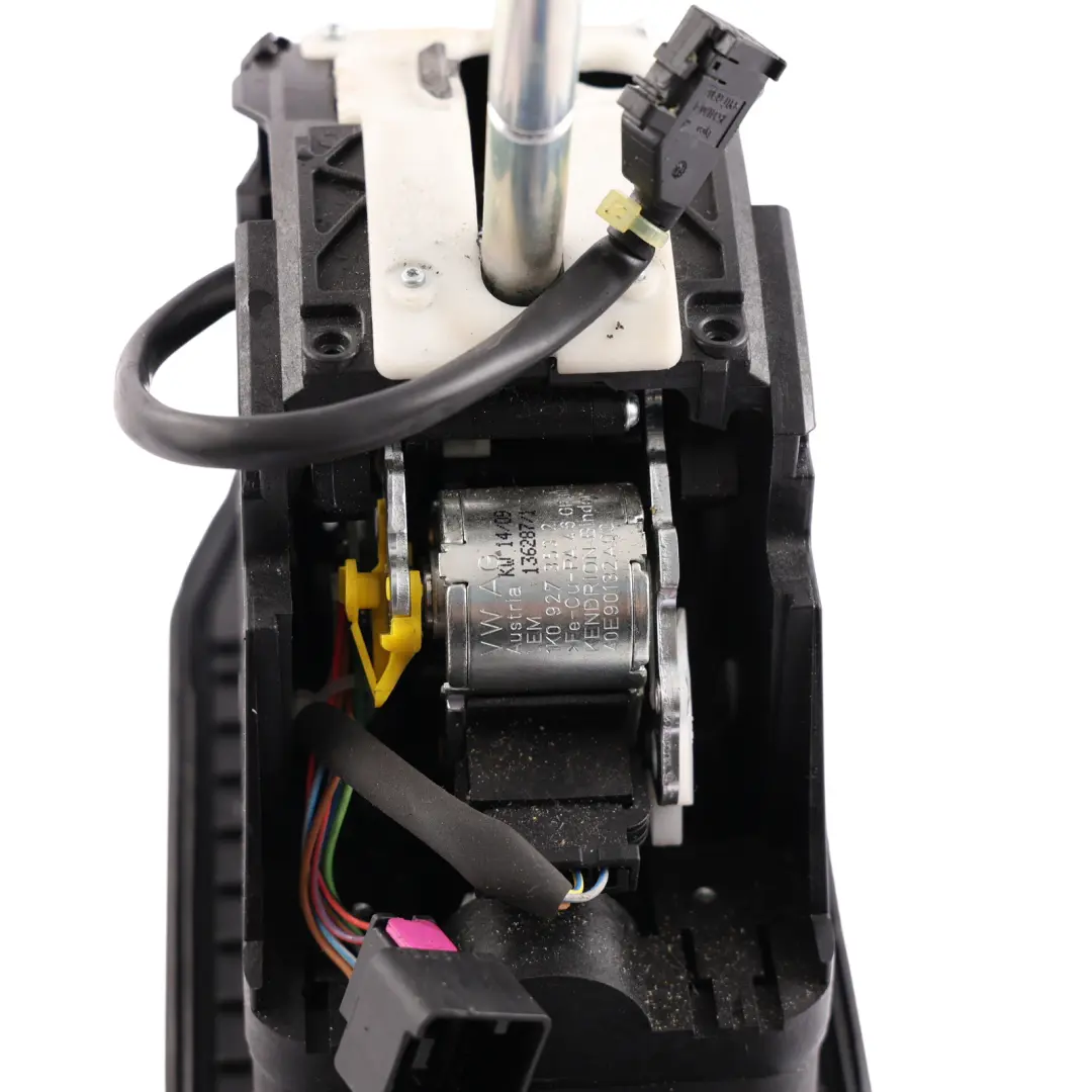 Selector Linkage Lever Assembly Mechanism Automatic to Audi TT 8J Gear with Part number 8J2713025F Audi TT 8J Gear Selector Linkage Lever Assembly Mechanism Automatic - SKU RHD-8J2713025F - Part number 8J2713025F