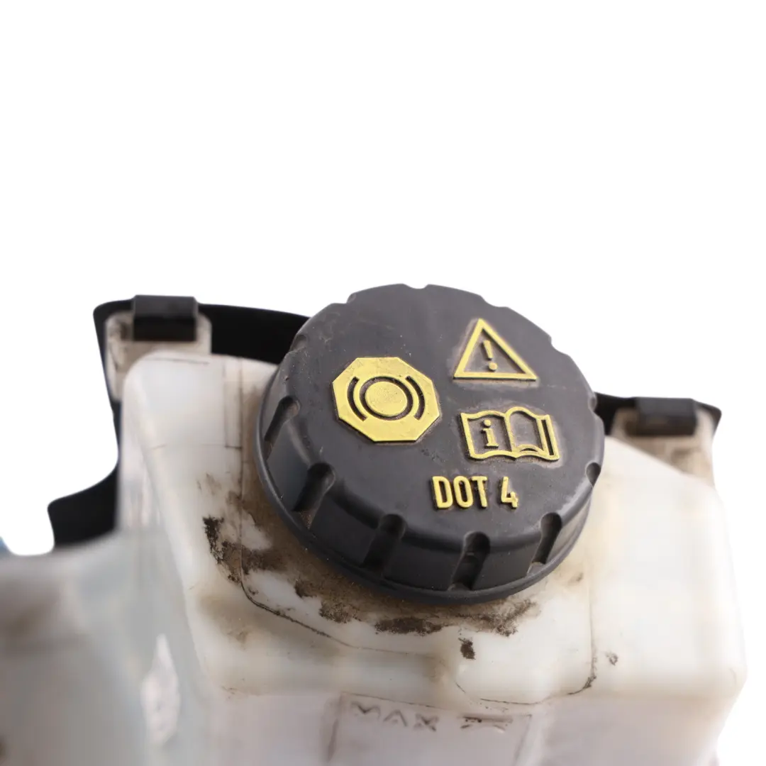 Brake Servo Booster Tandem Brake Master Cylinder Unit to Audi A3 8V with Part number 8V2611021B Audi A3 8V Brake Servo Booster Tandem Brake Master Cylinder Unit - SKU RHD-8V2611021B-1 - Part number 8V2611021B