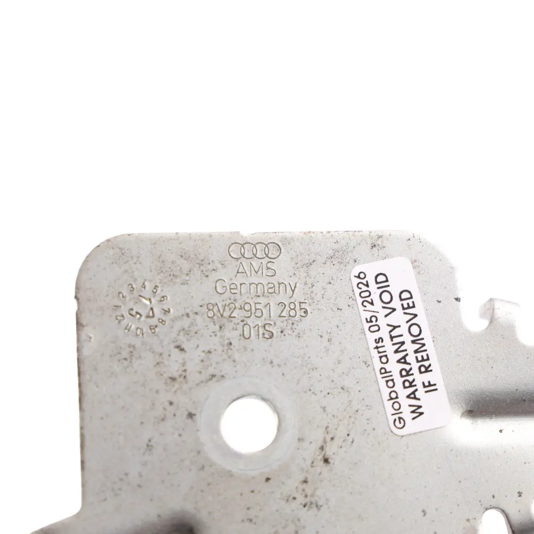 Alarm Siren Horn Signal Mount Bracket Housing Carrier to Audi S3 RS3 8V with Part number 8V2951285 Audi S3 RS3 8V Alarm Siren Horn Signal Mount Bracket Housing Carrier - SKU RHD-8V2951285 - Part number 8V2951285