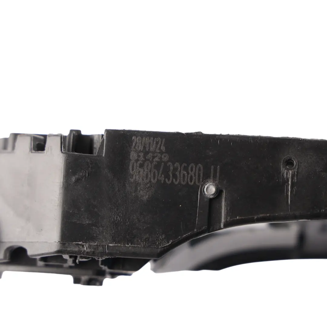 Door Exterior Handle Mounting Bracket Front Right O/S 9686433680 to Peugeot 208 308 with Part number 9109F5 Peugeot 208 308 Door Exterior Handle Mounting Bracket Front Right O/S 9686433680 - SKU RHD-9109F5 - Part number 9109F5