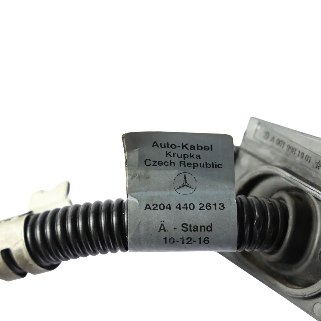 Mercedes W204 Positives Batteriekabel Lichtmaschine Kabelbaum - SKU RHD-A2044402613-1 - Teilenummer A2044402613