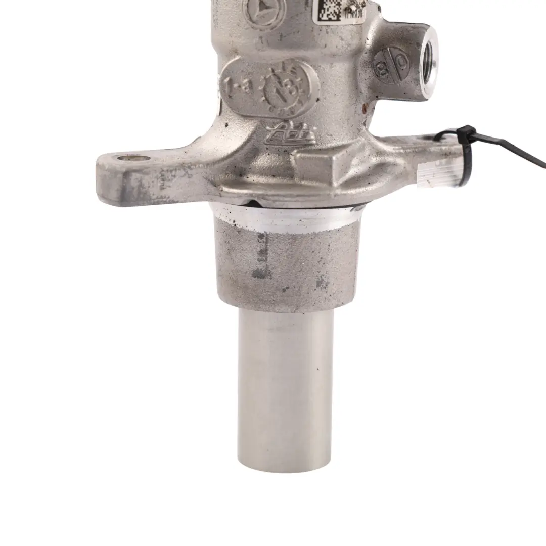 Brake Servo Booster Master Cylinder to Mercedes W205 W213 with Part number A2134300100 Mercedes W205 W213 Brake Servo Booster Master Cylinder - SKU RHD-A2134300100 - Part number A2134300100