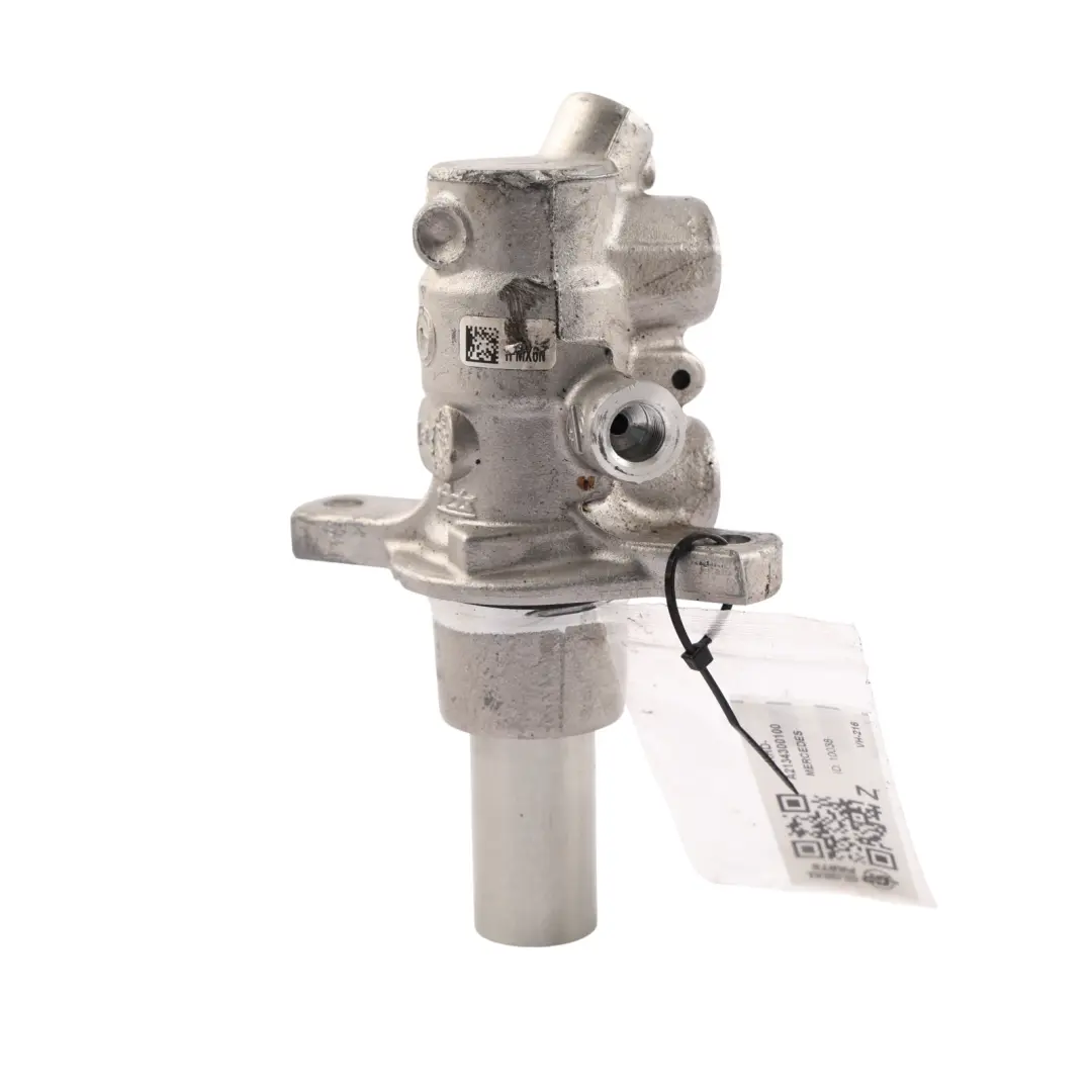 Brake Servo Booster Master Cylinder to Mercedes W205 W213 with Part number A2134300100 Mercedes W205 W213 Brake Servo Booster Master Cylinder - SKU RHD-A2134300100 - Part number A2134300100