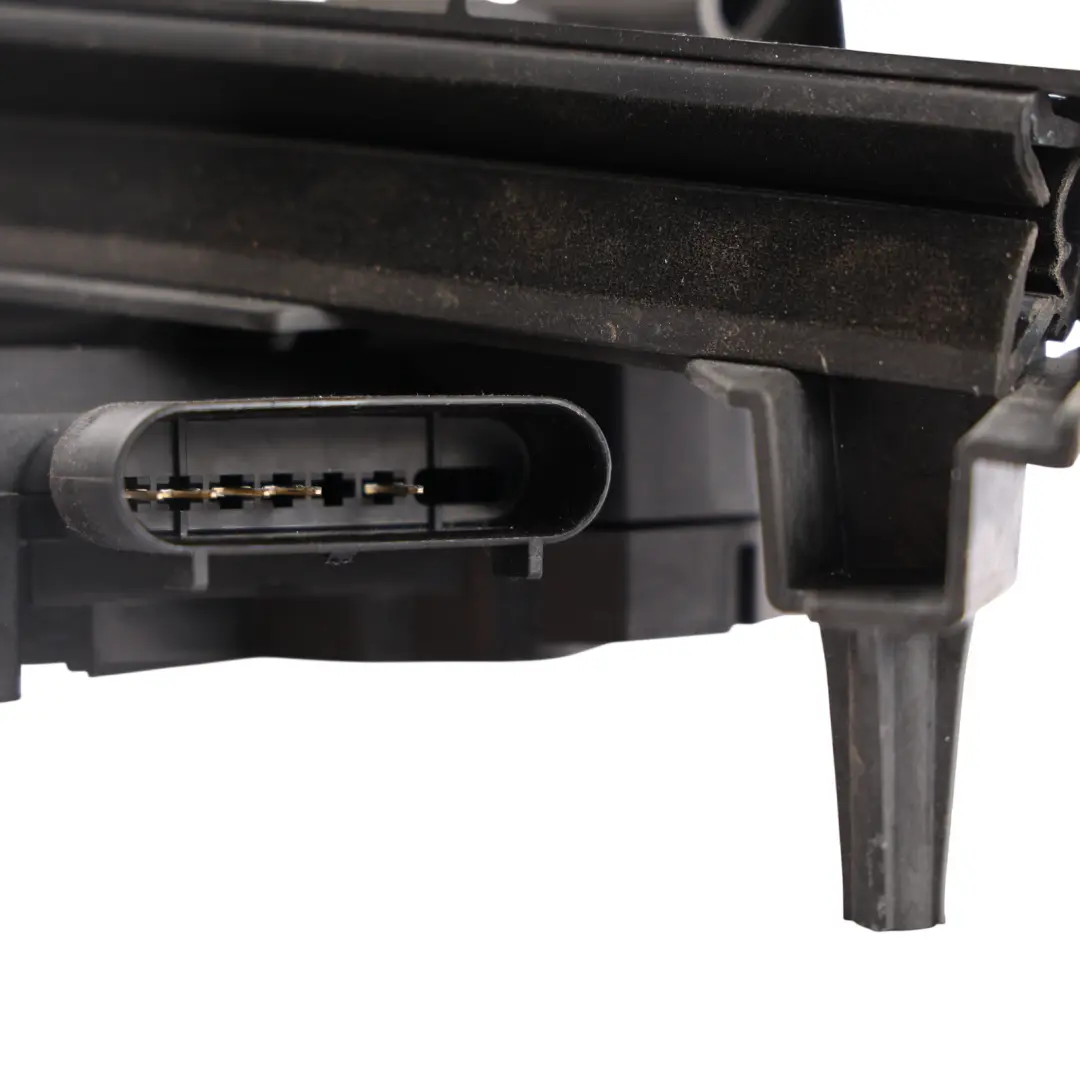 Mk2 Door Lock Latch Mechanism Front Left N/S AM5AU21813DF to Ford Transit Connect with Part number AM5AU21813DE Ford Transit Connect Mk2 Door Lock Latch Mechanism Front Left N/S AM5AU21813DF - SKU RHD-AM5AU21813DE-1 - Part number AM5AU21813DE