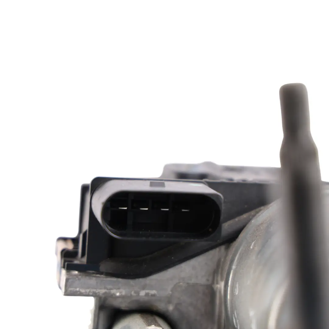 Range Rover Evoque L551 Front Windscreen Wiper Motor Mechanism - SKU RHD-K8D2-17500-BE - Part number K8D2-17500-BE