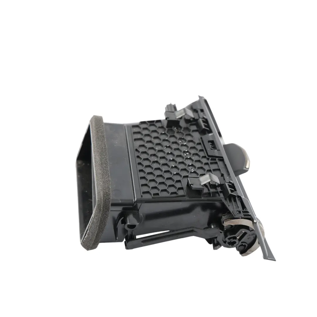 Range Rover Evoque L551 Center Dash Air Vent AC Grille Right O/S P8D2-014L21-C - SKU RHD-R8D2-01412-AB - Part number R8D2-01412-AB
