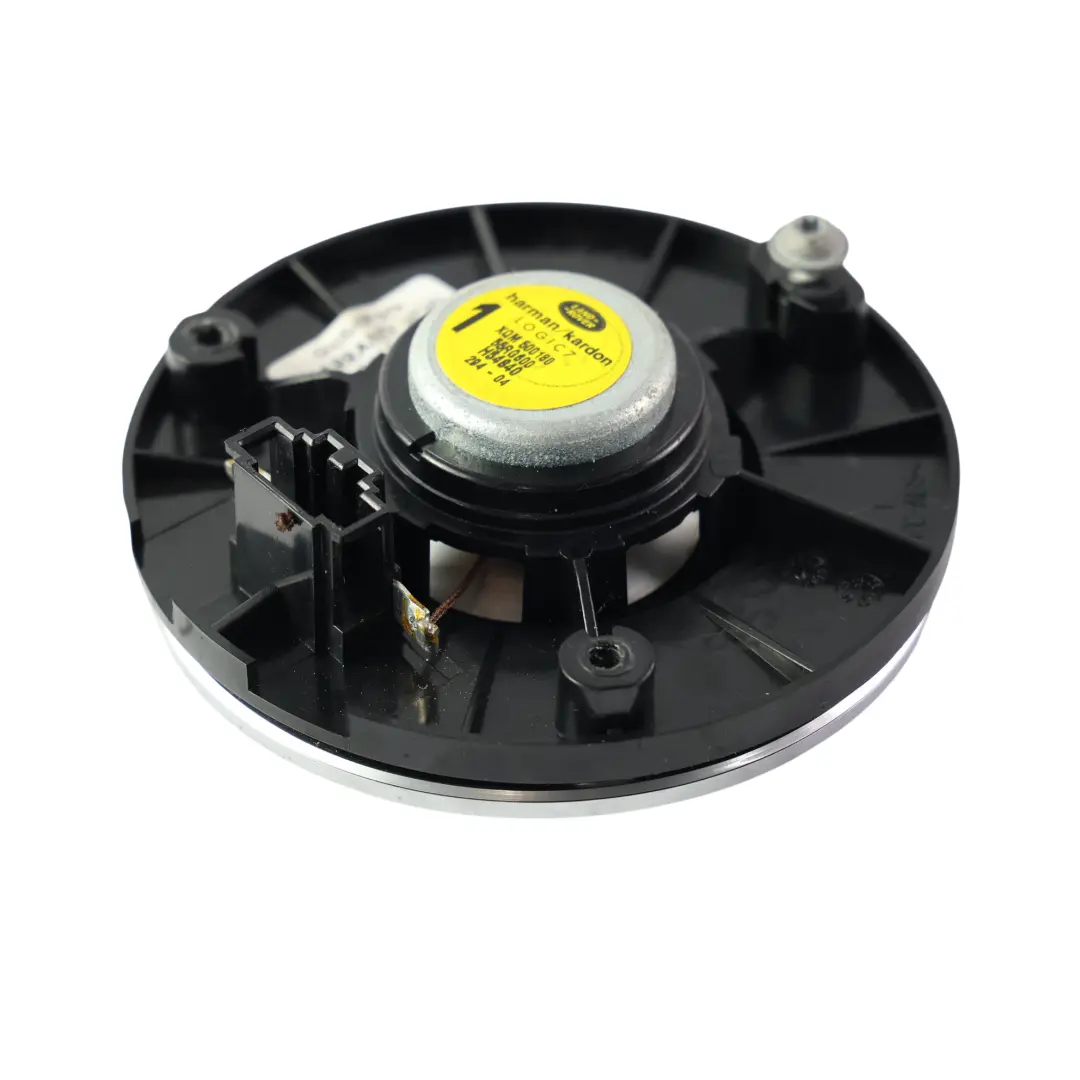 Harman Kardon Logic7 Altoparlante Porta Posteriore per Range Rover L322 con numero di parte XQM500180 Range Rover L322 Harman Kardon Logic7 Altoparlante Porta Posteriore - SKU XQM500180 - Numero di parte XQM500180