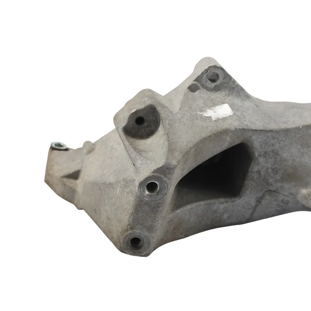 Land Rover Discovery 3 L319 Support Fixation Alternateur 2.7 V6 4H2Q-10239-EA - SKU YLU500290 - Numéro de pièce YLU500290