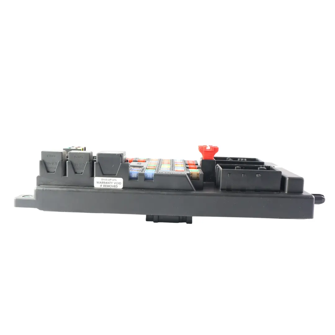 Body Control ECU Fuse Box to Land Rover Discovery 3 Range Rover Sport with Part number YQE500300 Land Rover Discovery 3 Range Rover Sport Body Control ECU Fuse Box - SKU YQE500300 - Part number YQE500300