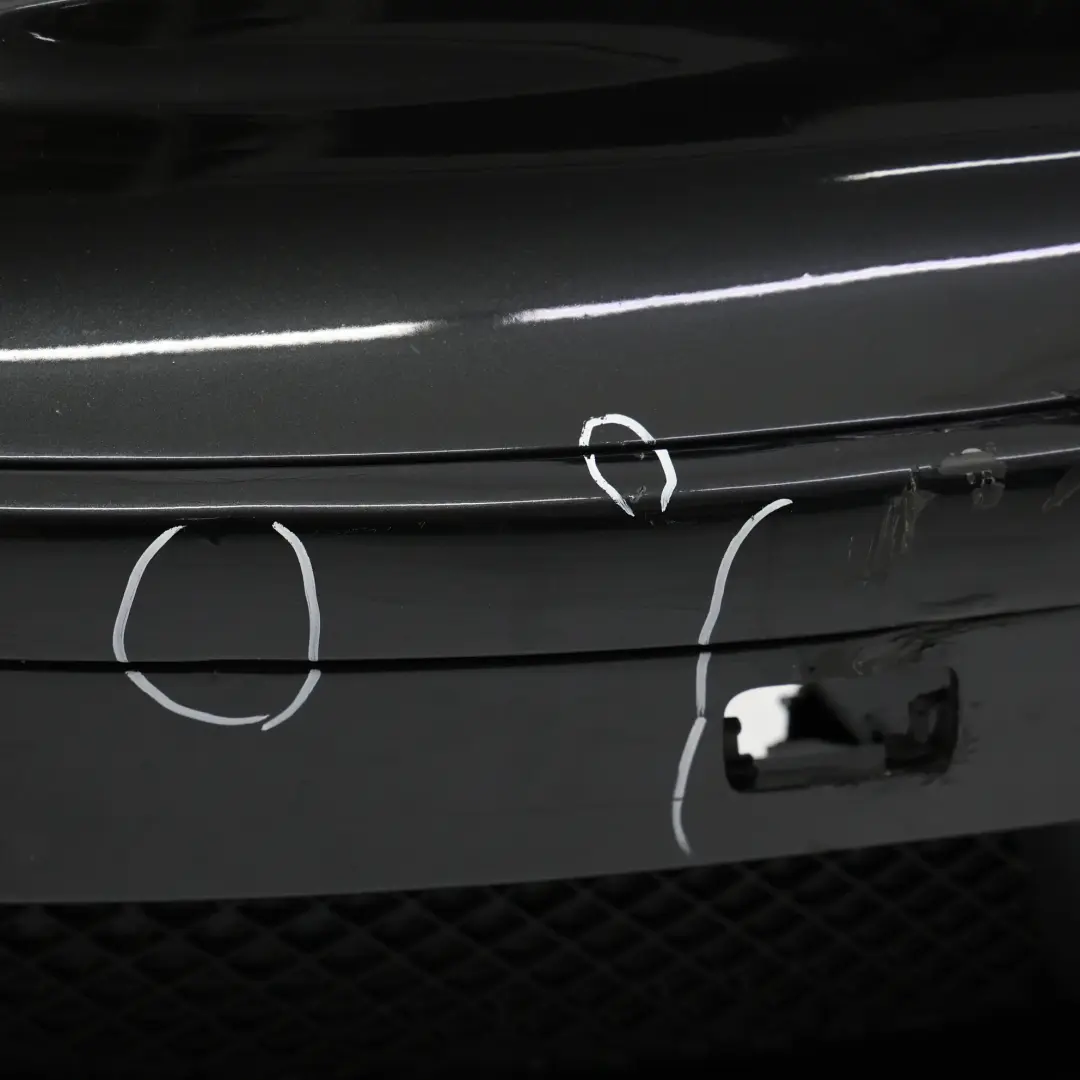 Zderzak Przedni Black Sapphire Czarny Metalik - 475 do BMW E81 E87 LCI o numerze 0035909 BMW E81 E87 LCI Zderzak Przedni Black Sapphire Czarny Metalik - 475 - SKU 0035909-BS1 - Numer Części 0035909