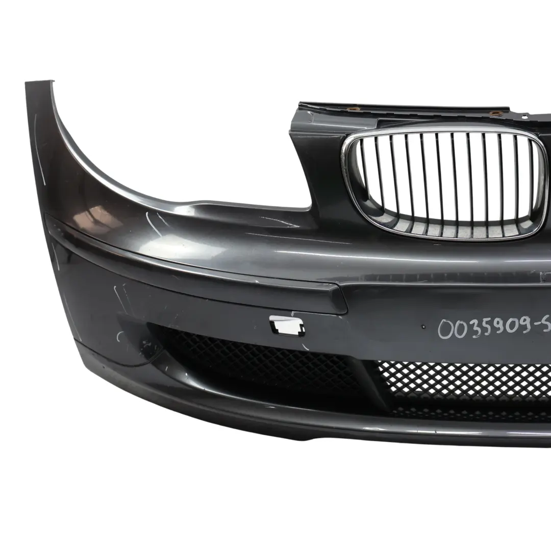 Zderzak Przedni Sparkling Graphite Metalik - A22 do BMW E81 E87 LCI o numerze 0035909 BMW E81 E87 LCI Zderzak Przedni Sparkling Graphite Metalik - A22 - SKU 0035909-SG - Numer Części 0035909