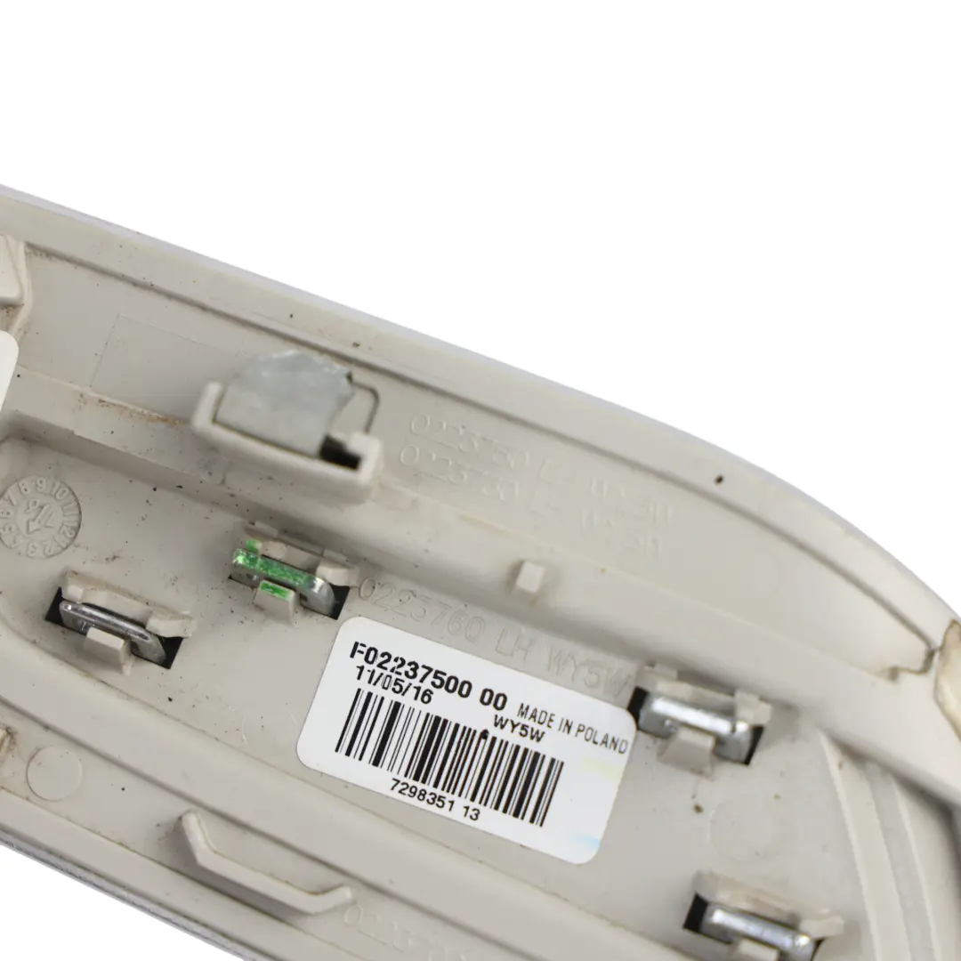 Indicador Lateral Guardabarros Delantero Izquierdo para Mini Cooper F55 F56 con número de pieza 0223750 Mini Cooper F55 F56 Indicador Lateral Guardabarros Delantero Izquierdo - SKU 0223750 - Número de pieza 0223750