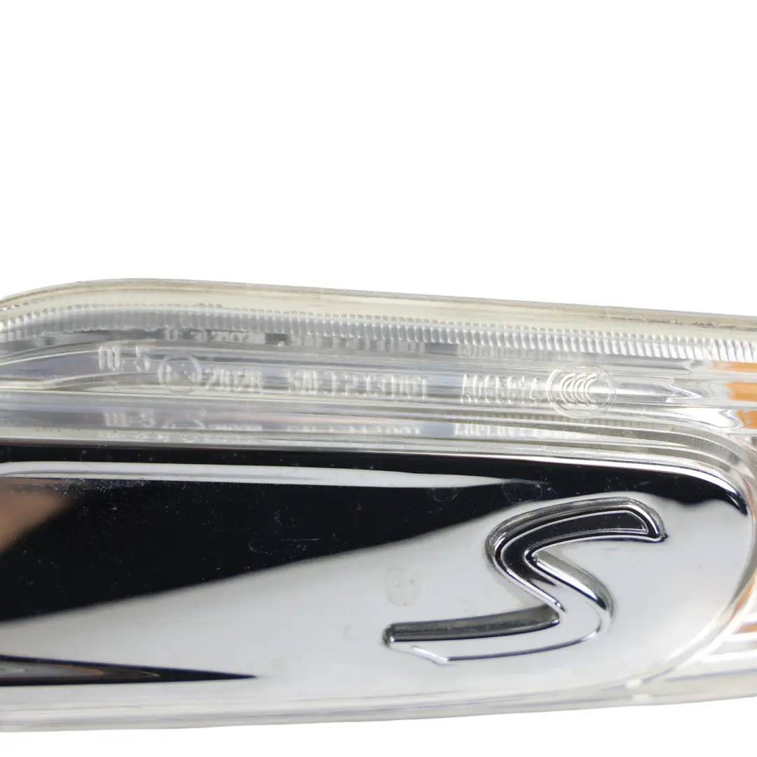 Indicador Lateral Guardabarros Delantero Izquierdo para Mini Cooper F55 F56 con número de pieza 0223750 Mini Cooper F55 F56 Indicador Lateral Guardabarros Delantero Izquierdo - SKU 0223750 - Número de pieza 0223750