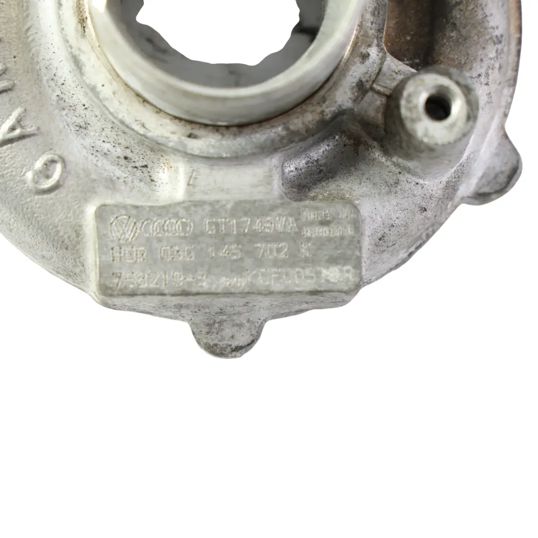 Audi A4 B7 A6 C6 VW Passat B5 Copertura Superiore Turbocompressore - SKU 038145702N-3 - Numero di parte 038145702N